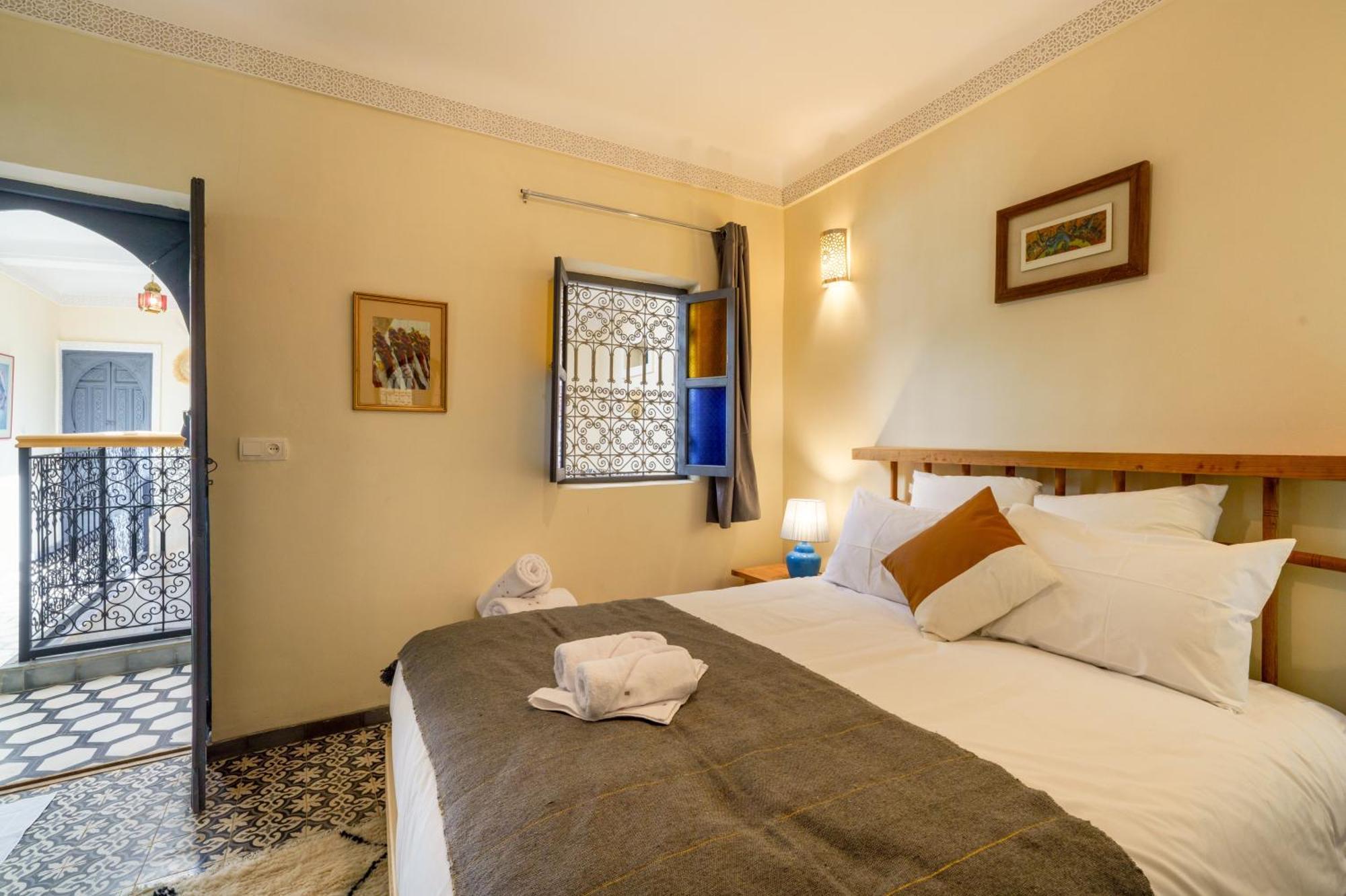 Riad 4 Chambres - Piscine & Petit Dejeuner Gratuit - Wifi Fibre Optique Маракеш Екстериор снимка