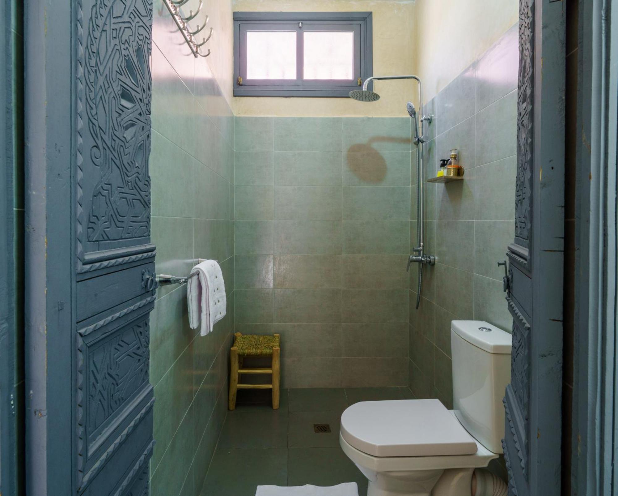Riad 4 Chambres - Piscine & Petit Dejeuner Gratuit - Wifi Fibre Optique Маракеш Екстериор снимка