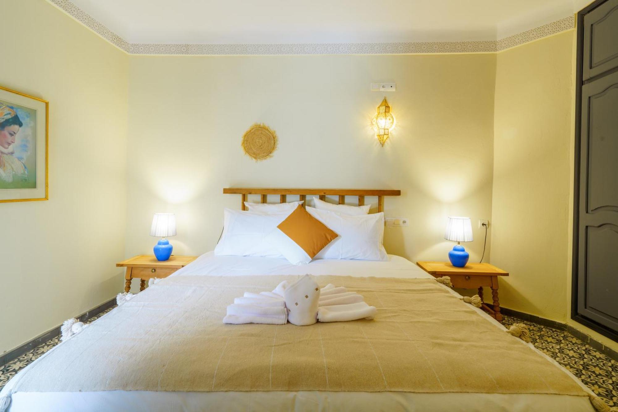 Riad 4 Chambres - Piscine & Petit Dejeuner Gratuit - Wifi Fibre Optique Маракеш Екстериор снимка